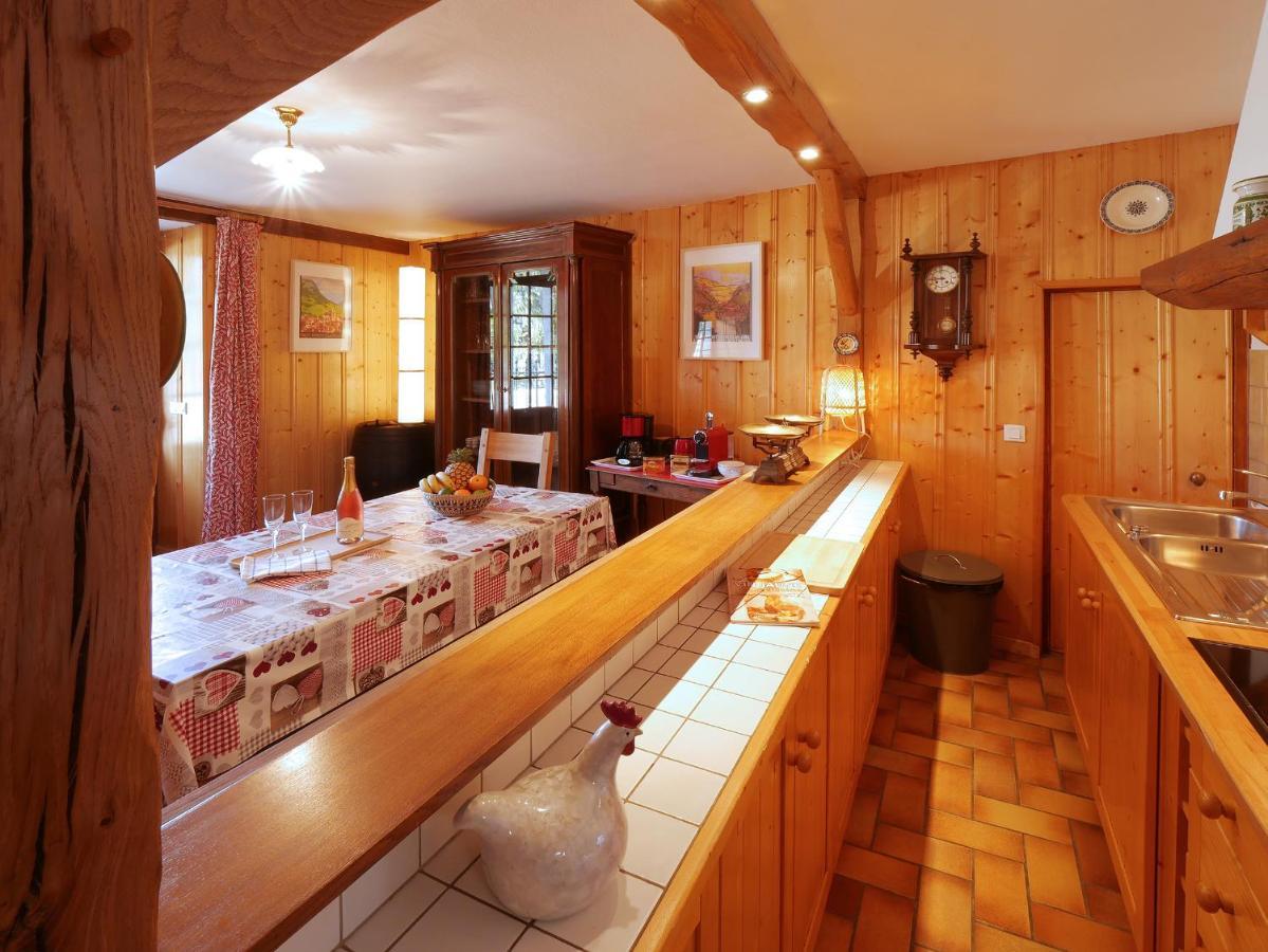 Domaine De Bellevue Gite Du Mont Poupet Marnoz Kültér fotó