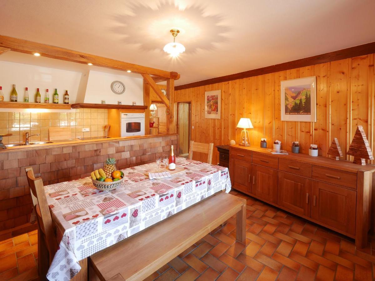 Domaine De Bellevue Gite Du Mont Poupet Marnoz Kültér fotó