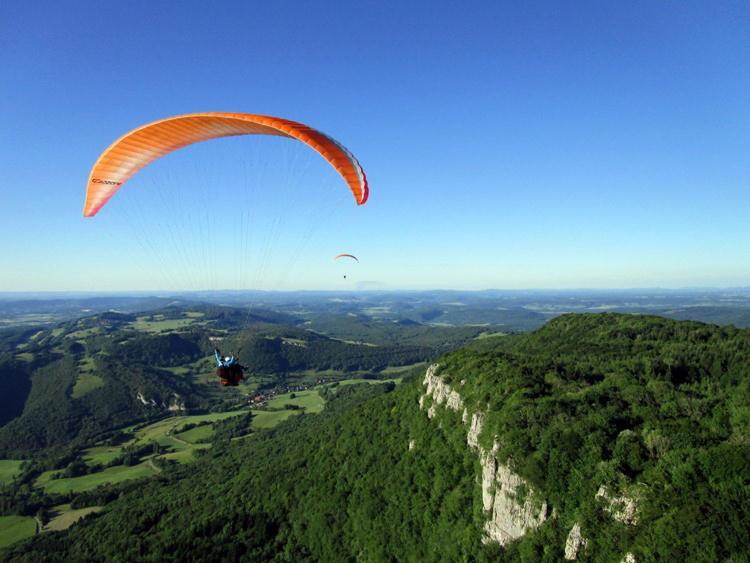 Domaine De Bellevue Gite Du Mont Poupet Marnoz Kültér fotó